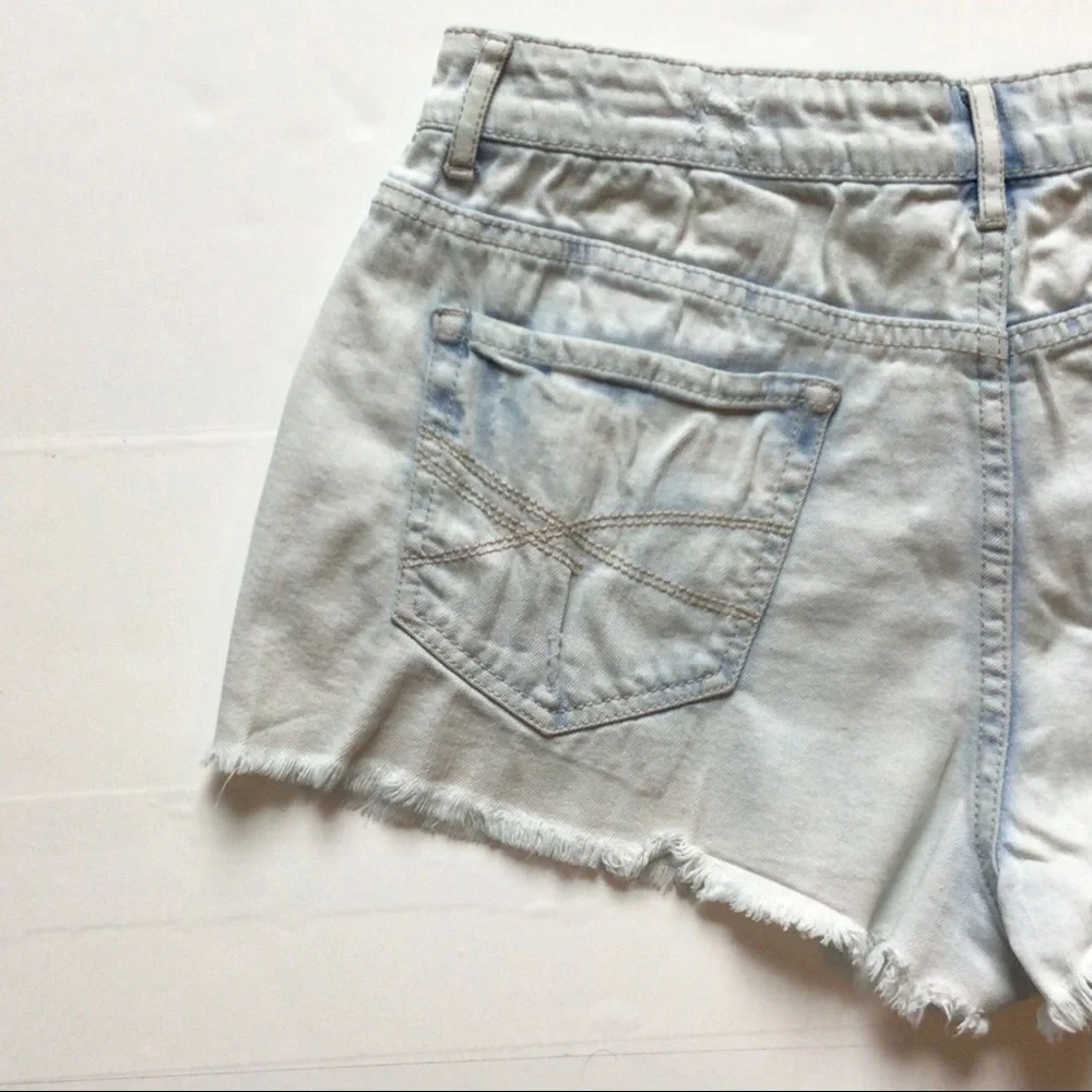 Aeropostale High Waist Shorty Light Distressed Raw Hem 10